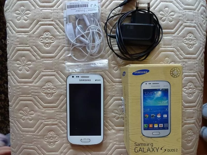 Телефон Samsung Galaxy S duos 2