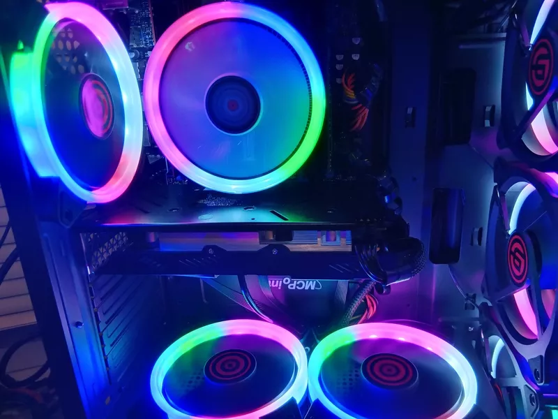 Игровой компьютер /Core i7/DDR4 16Gb 2666MHz/RX 580 8Gb/SSDM2 256/600W 5