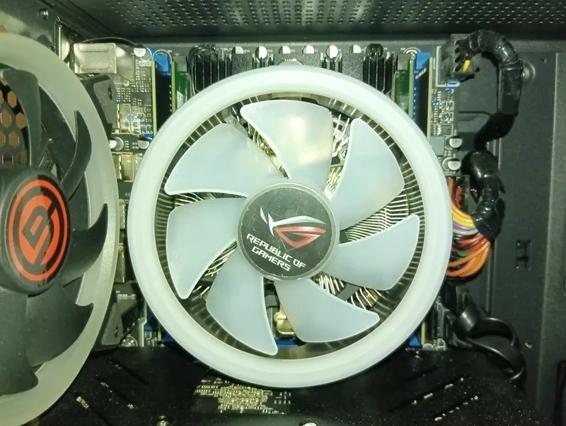 Игровой компьютер /Core i7/DDR4 16Gb 2666MHz/RX 580 8Gb/SSDM2 256/600W 2